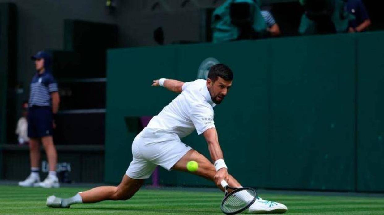 不要脸的美国观众和双标大王韩国媒体别无二致，他们不仅疯狂攻击德约科维奇，还肆无忌惮干扰斯瓦泰克比赛，暴露出体育精神的双重标准