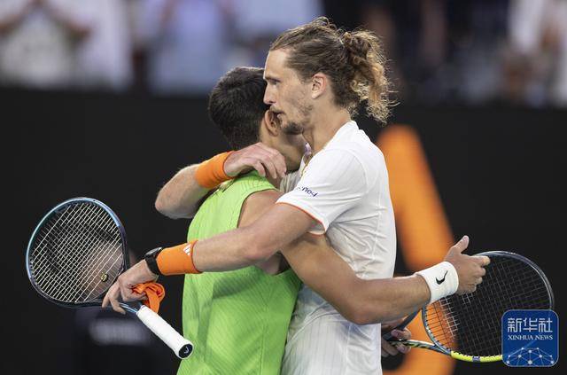 网球丨澳网：阿尔卡拉斯晋级男单决赛