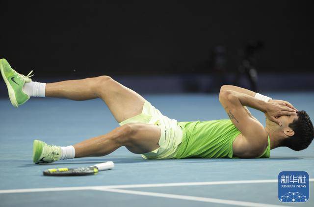 网球丨澳网：阿尔卡拉斯晋级男单决赛